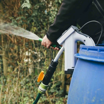 Batavia Accu Waterpomp 12V - Afbeelding 2